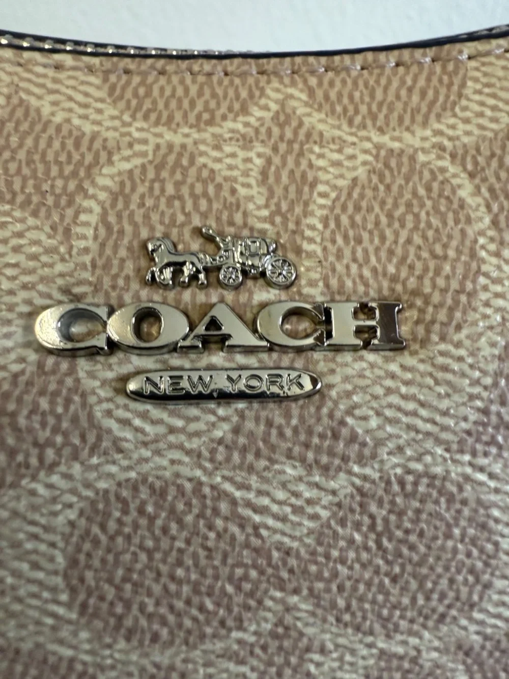 Cute brown coach teri bag!Same day shipping❤️